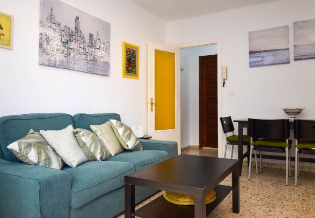 Apartamento en Fuengirola - Ref: 247 Apartamento 2 dormitorios con estupenda ubicaicón en Los Boliches