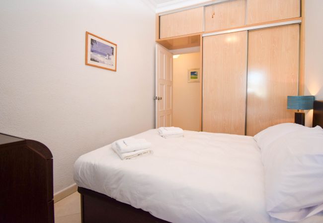 Apartamento en Benalmádena - Ref: 291 Apartamento con terraza y piscina cerca de la playa Apartamento en Benalmádena - Ref: 291 Apartamento con terraza y piscina cerca de la playa