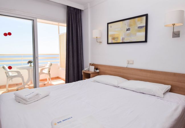 Estudio en Fuengirola - Ref: 275 Estudio en primera línea de playa en el corazón de Fuengirola