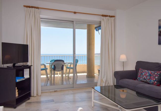 Apartamento en Fuengirola - Ref: 257 Apartamento en primera línea de playa con impresionantes vistas al Mediterráneo