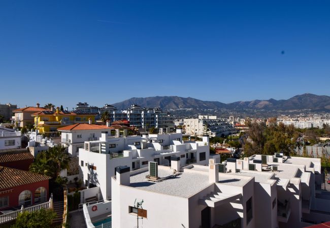 Apartamento en Fuengirola - Ref: 226 Apartamento con vistas a la montaña cerca de la playa de Fuengirola y del Castillo Apartamento en Fuengirola - Ref: 226 Apartamento con vistas a la montaña cerca de la playa de Fuengirola y del Castillo