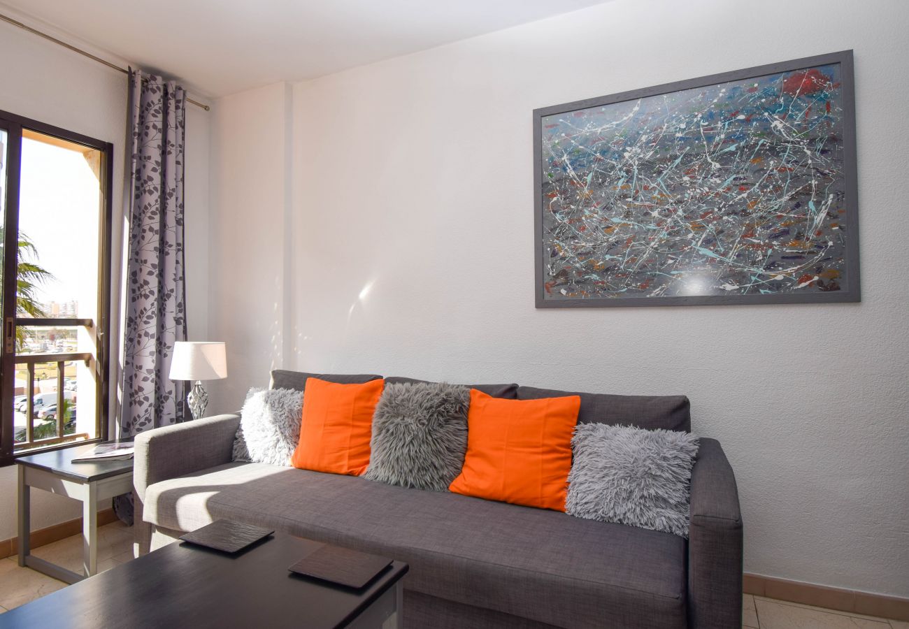 Apartamento en Fuengirola - Ref: 248 Apartamento  frente a la playa con vistas al mar y piscina