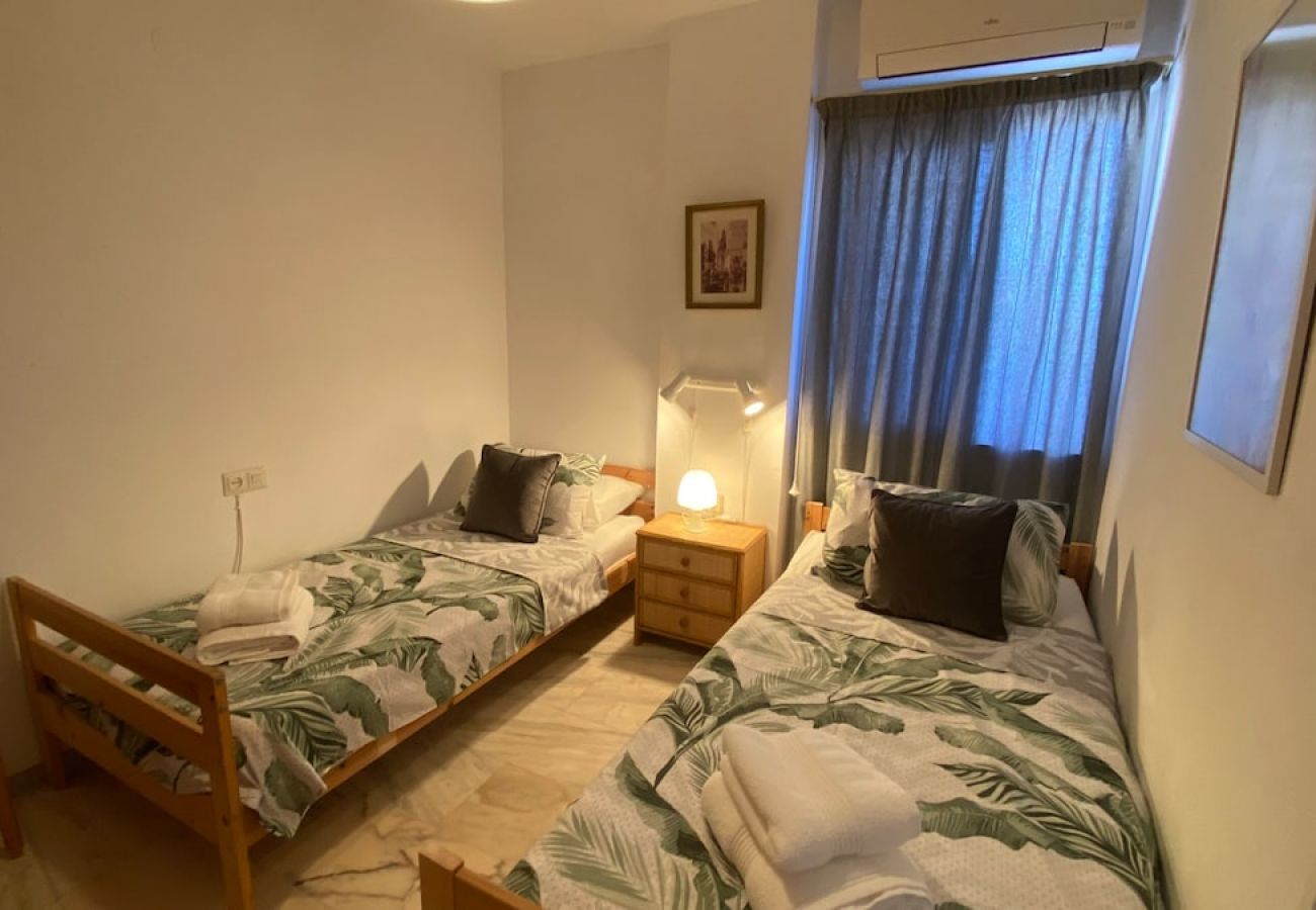 Apartamento en Fuengirola - Ref: 270 Apartamento en primera línea de playa en Torreblanca con impresionantes vistas al mar