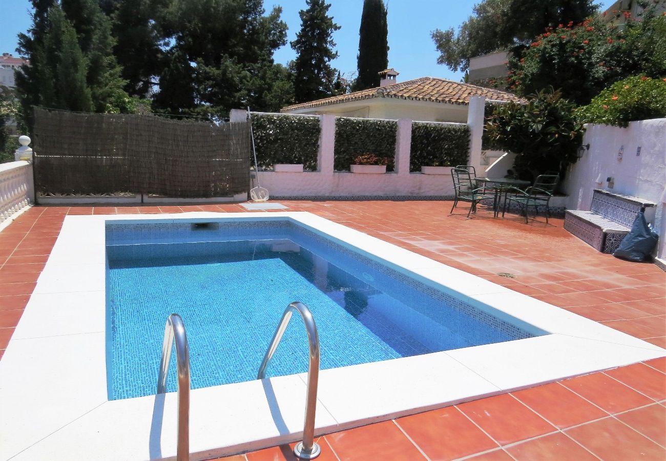 Villa en Fuengirola - Ref: 267 Impresionante villa privada ideal para familias con piscina privada