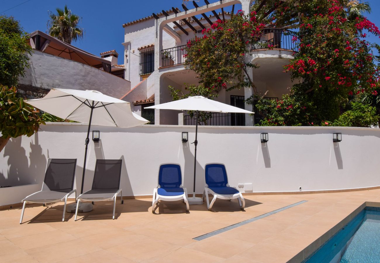 Villa en Fuengirola - Ref: 267 Impresionante villa privada ideal para familias con piscina privada