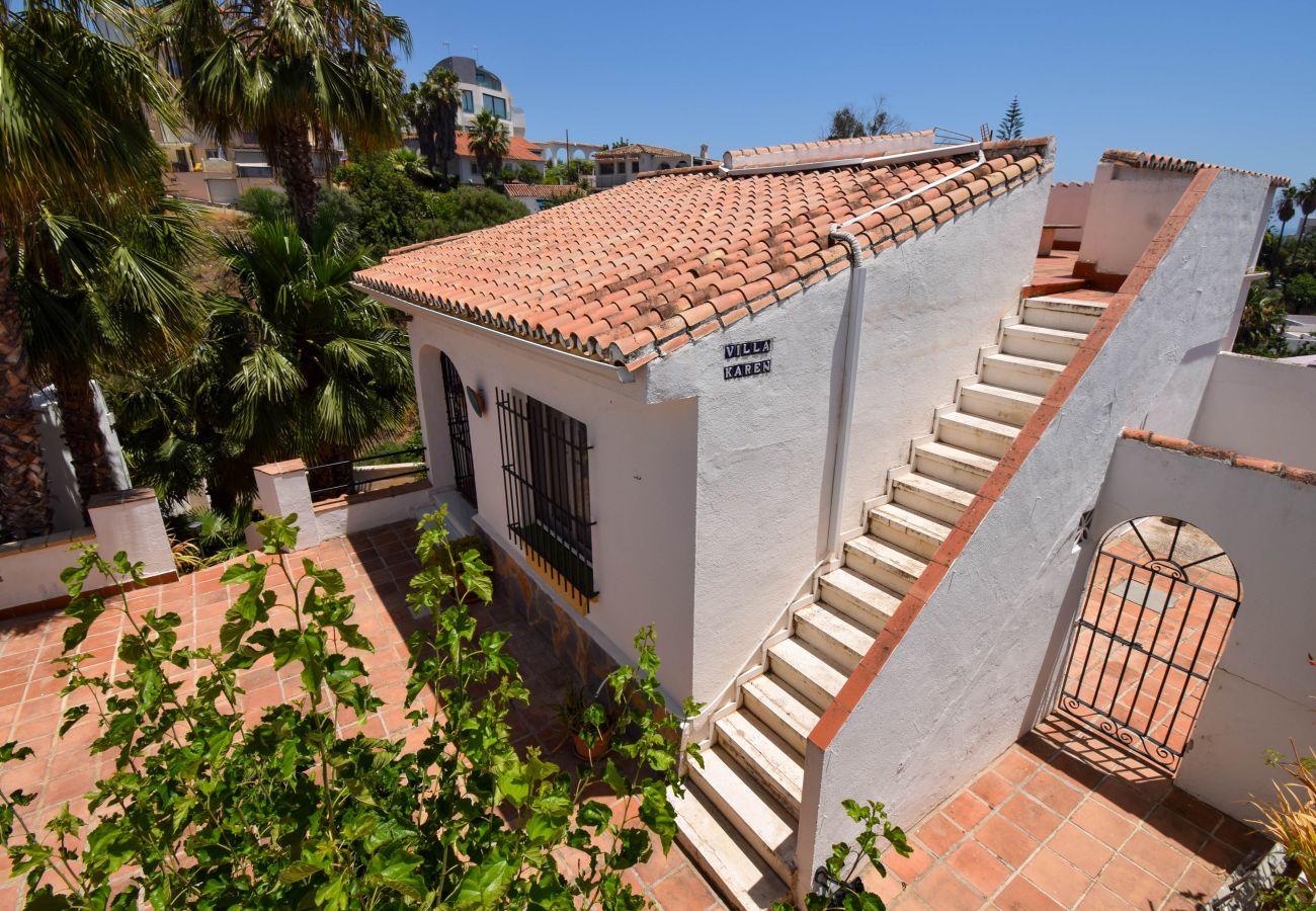 Villa en Fuengirola - Ref: 267 Impresionante villa privada ideal para familias con piscina privada
