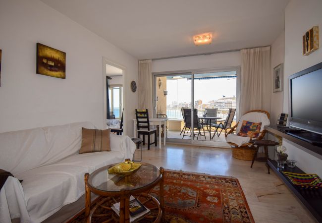 Apartamento en Fuengirola - Apartamento de 2 dormitorios en primera línea de playa en Torreblanca 