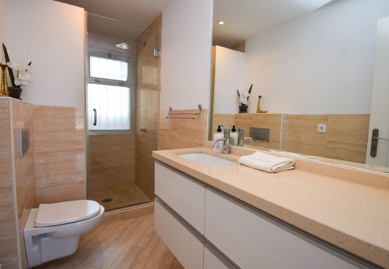Apartamento en Fuengirola - Apartamento de 2 dormitorios en primera línea de playa en Torreblanca 