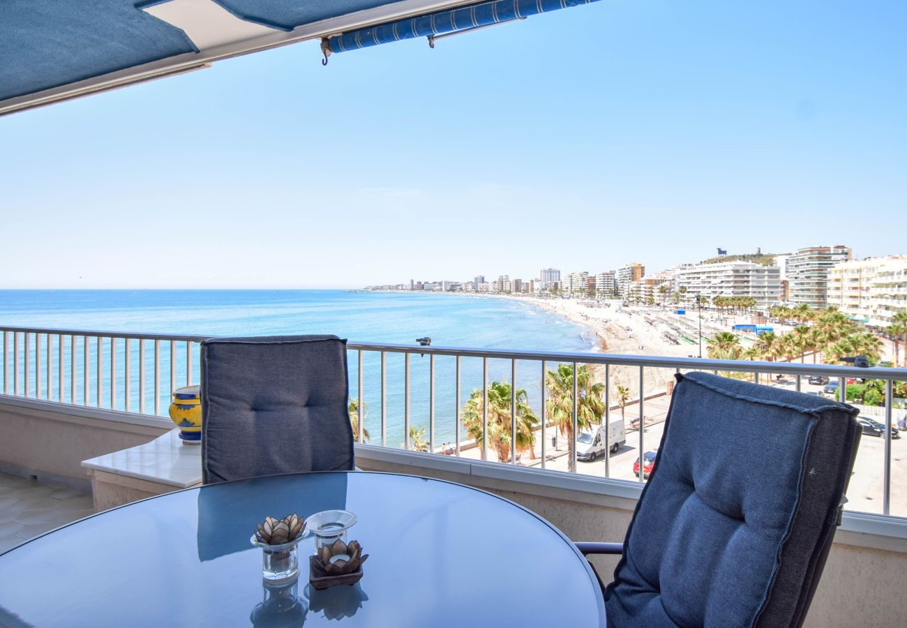 Apartamento en Fuengirola - Apartamento de 2 dormitorios en primera línea de playa en Torreblanca 
