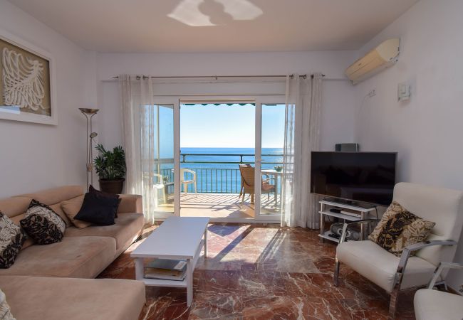 Apartamento en Fuengirola - Ref: 266 Apartamento en primera línea de mar con impresionantes vistas al mar en Torreblanca