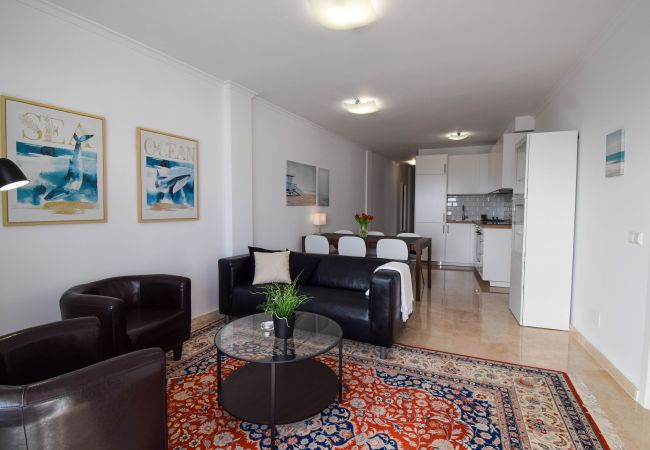 Apartamento en La Cala de Mijas - Ref: 233 Moderno apartamento de 3 dormitorios junto a la playa en La Cala