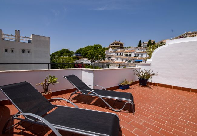 Casa adosada en Fuengirola - Ref: 285 Amplia casa adosada familiar con fantástica zona de piscina