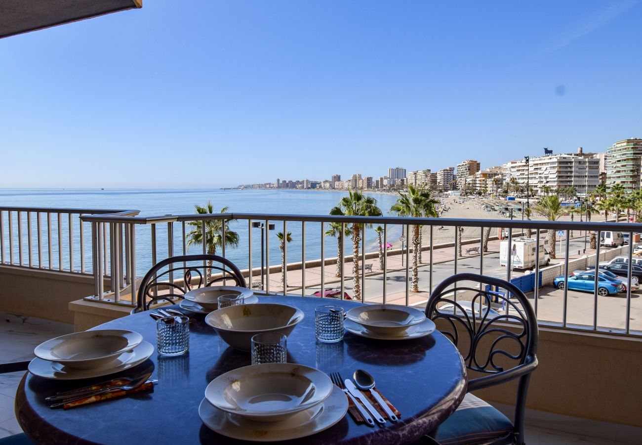 Apartamento en Fuengirola - Ref: 289 Precioso apartamento moderno frente al mar en Torreblanca con estupendas vistas
