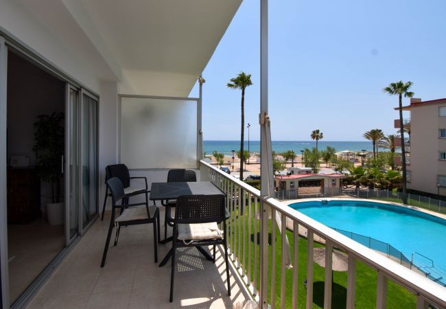 Apartamento en Fuengirola - Ref: 278 Apartamento de playa con piscina y parking