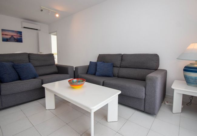 Apartamento en Fuengirola - Ref: 265 Apartamento junto a la playa y club de padel en Los Boliches