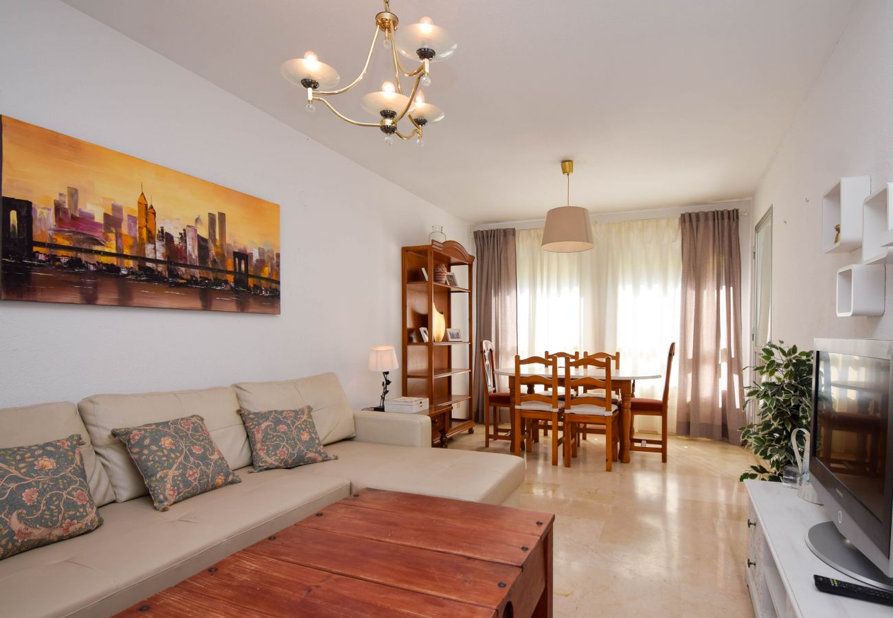 Apartamento en Fuengirola - Ref: 315 Apartamento urbano con piscina a 2 minutos de la playa