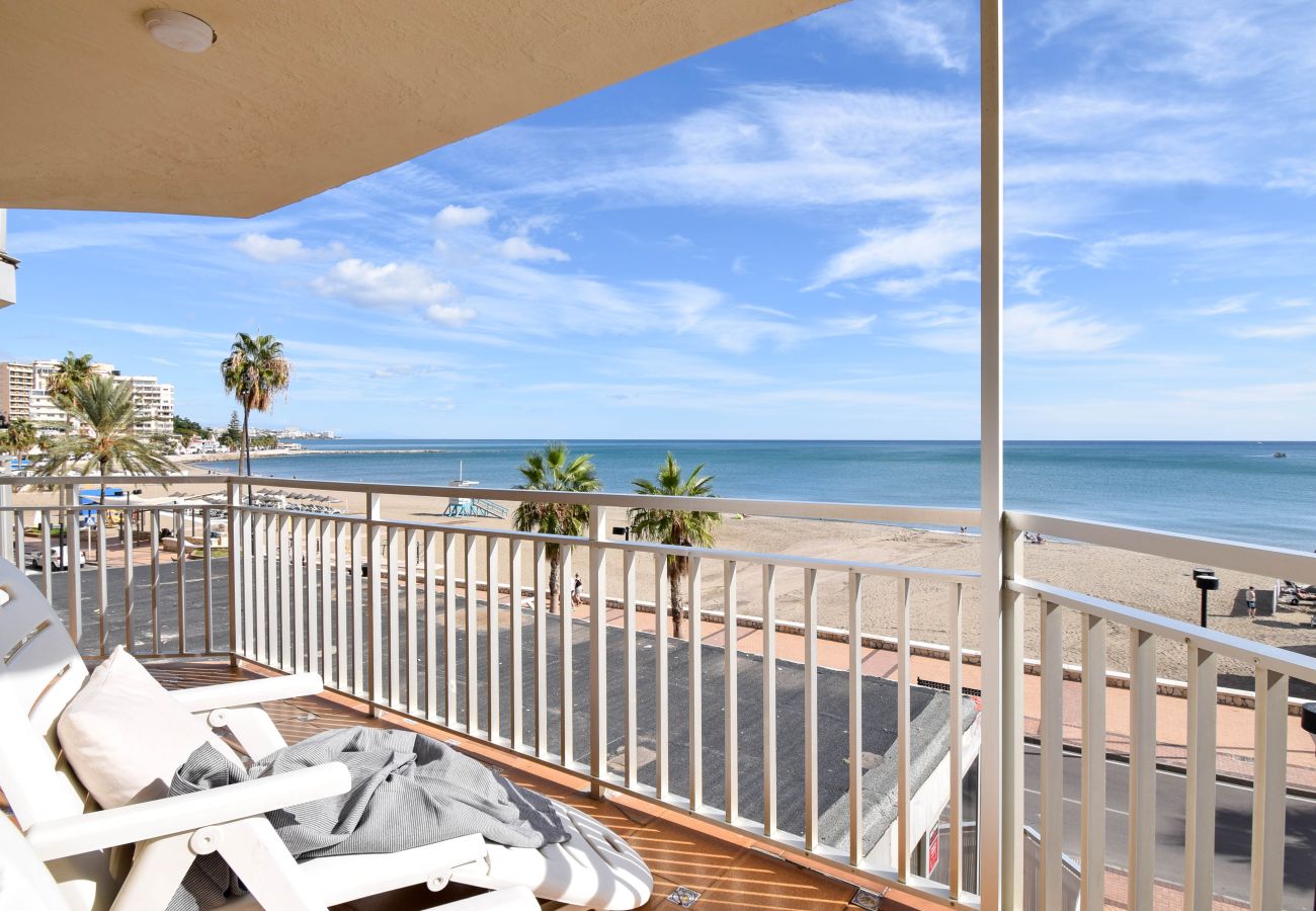Apartamento en Fuengirola - Ref: 320 Apartamento en primera línea de playa en Torreblanca con impresionantes vistas al mar