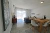 Apartamento en Fuengirola - Ref: 324 Céntrico apartamento de 3 dormitorios con piscina y cerca de todo