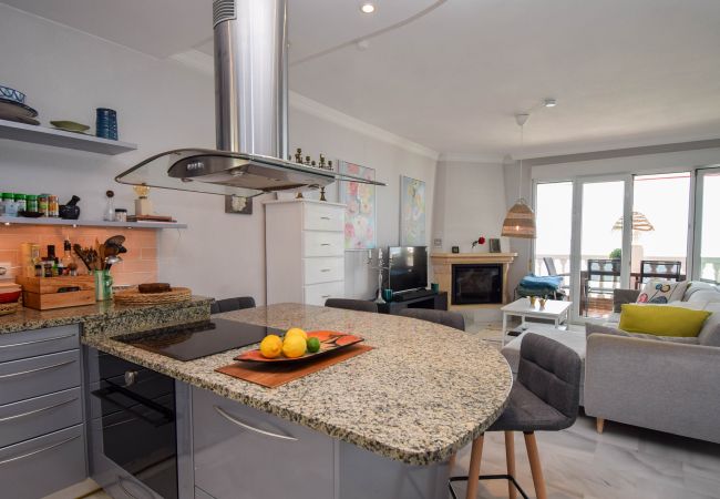 Apartamento en Benalmádena - Ref: 274 Adosado con vistas al mar muy cerca del mar en Carvajal Apartamento en Benalmádena - Ref: 274 Adosado con vistas al mar muy cerca del mar en Carvajal