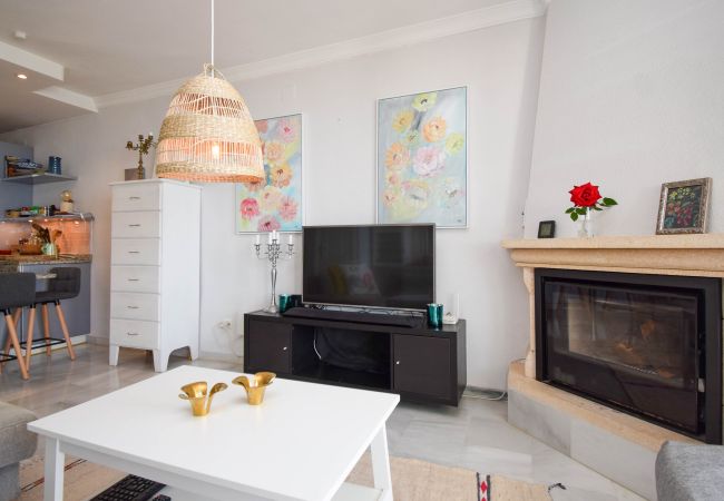 Apartamento en Benalmádena - Ref: 274 Adosado con vistas al mar muy cerca del mar en Carvajal Apartamento en Benalmádena - Ref: 274 Adosado con vistas al mar muy cerca del mar en Carvajal