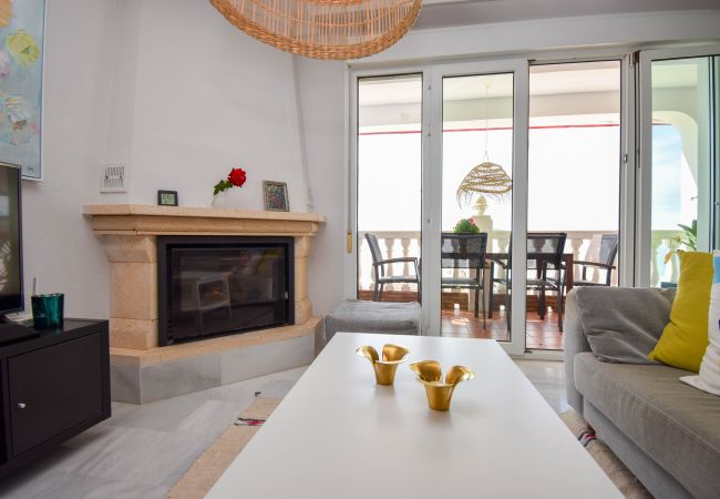 Apartamento en Benalmádena - Ref: 274 Adosado con vistas al mar muy cerca del mar en Carvajal Apartamento en Benalmádena - Ref: 274 Adosado con vistas al mar muy cerca del mar en Carvajal