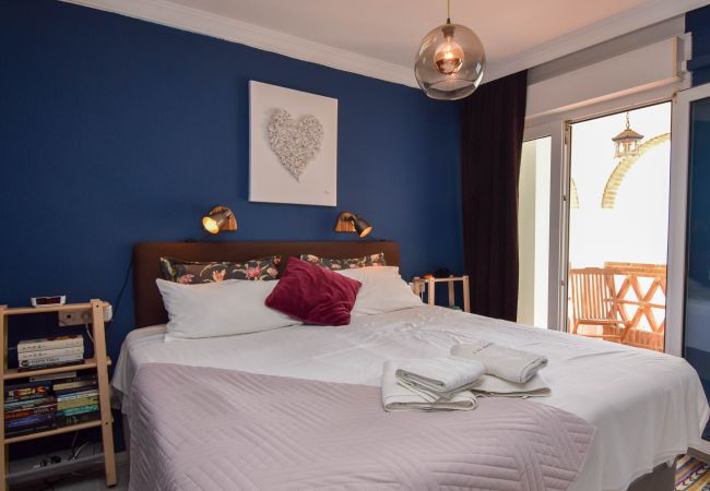 Apartamento en Benalmádena - Ref: 274 Adosado con vistas al mar muy cerca del mar en Carvajal Apartamento en Benalmádena - Ref: 274 Adosado con vistas al mar muy cerca del mar en Carvajal