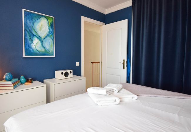 Apartamento en Benalmádena - Ref: 274 Adosado con vistas al mar muy cerca del mar en Carvajal Apartamento en Benalmádena - Ref: 274 Adosado con vistas al mar muy cerca del mar en Carvajal