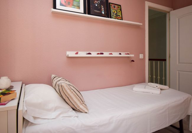 Apartamento en Benalmádena - Ref: 274 Adosado con vistas al mar muy cerca del mar en Carvajal Apartamento en Benalmádena - Ref: 274 Adosado con vistas al mar muy cerca del mar en Carvajal