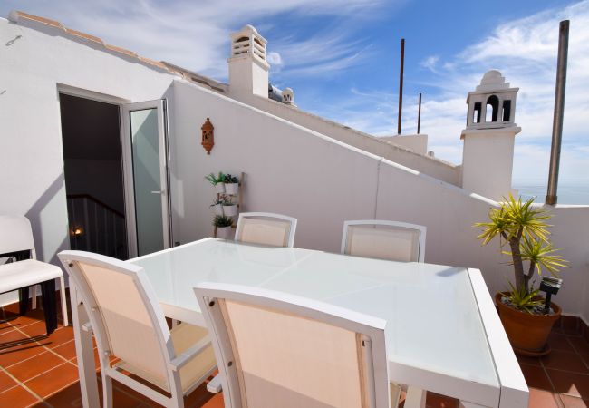 Apartamento en Benalmádena - Ref: 274 Adosado con vistas al mar muy cerca del mar en Carvajal Apartamento en Benalmádena - Ref: 274 Adosado con vistas al mar muy cerca del mar en Carvajal
