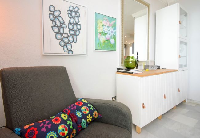 Apartamento en Benalmádena - Ref: 274 Adosado con vistas al mar muy cerca del mar en Carvajal Apartamento en Benalmádena - Ref: 274 Adosado con vistas al mar muy cerca del mar en Carvajal