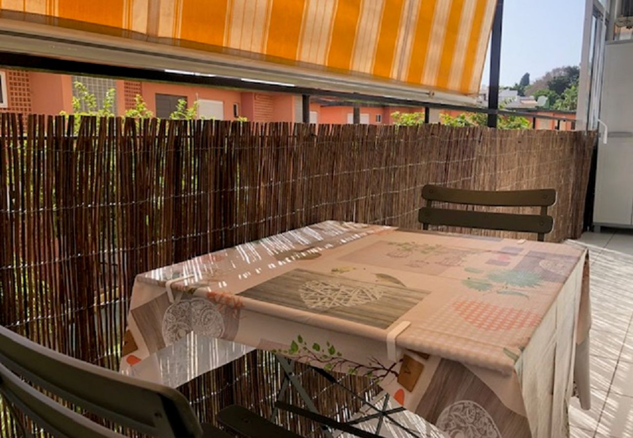 Apartamento en Fuengirola - Ref: 264 Acogedor apartamento cerca de la playa