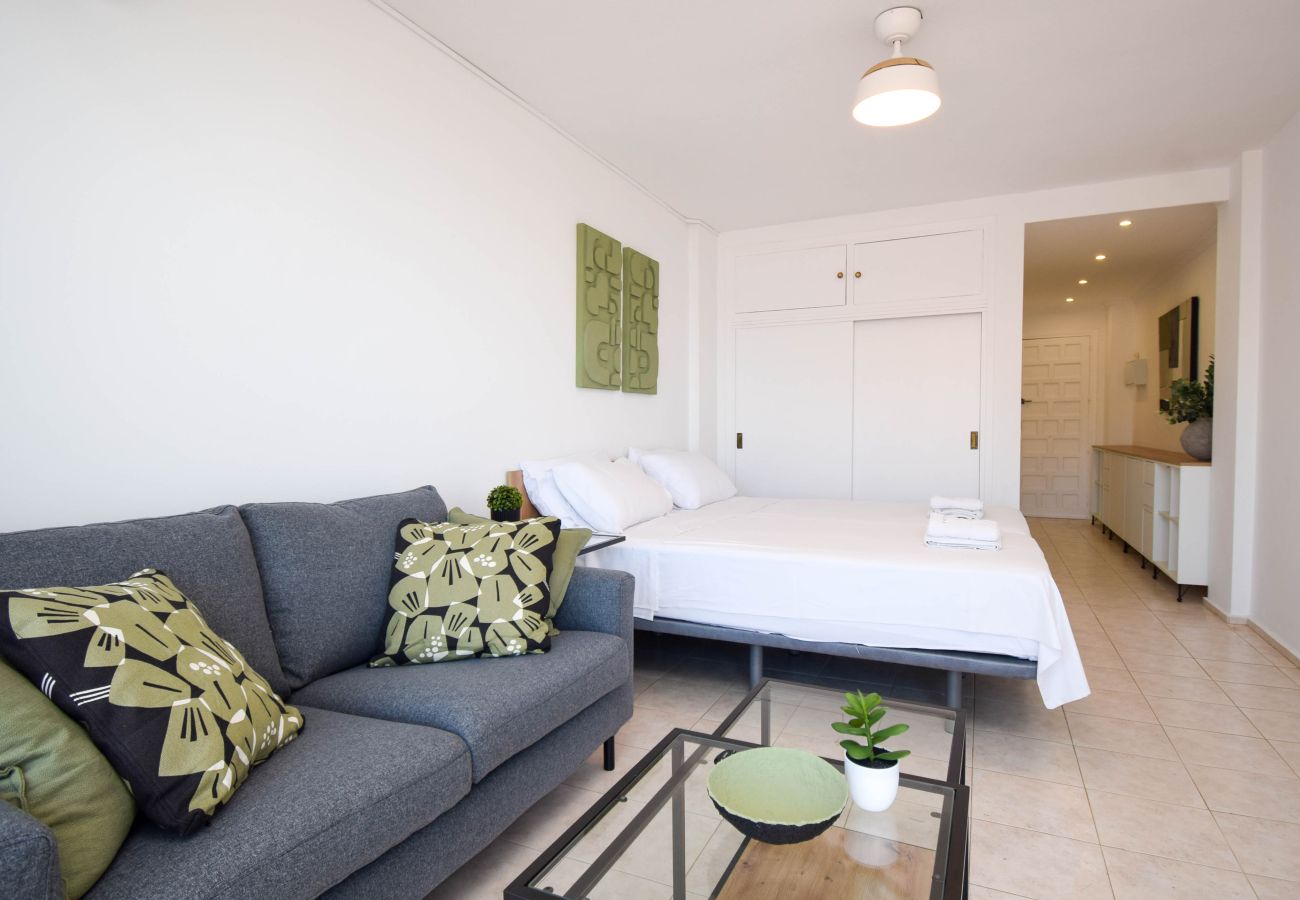 Estudio en Fuengirola - Ref: 230