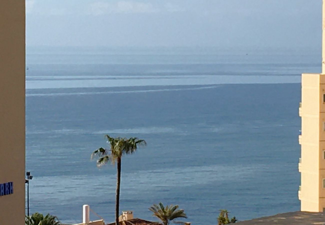 Apartamento en Fuengirola - Ref: 287.Fantástico apartamento de 3 dormitorios muy cerca de la playa
