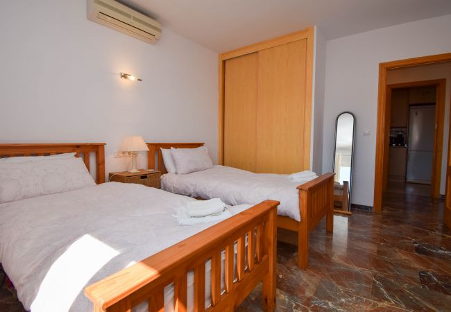 Apartment in Fuengirola - Ref: 261 Apartment in Carvajal with big terrace and lovely sea views Apartment in Fuengirola - Ref: 261 Apartment in Carvajal with big terrace and lovely sea views