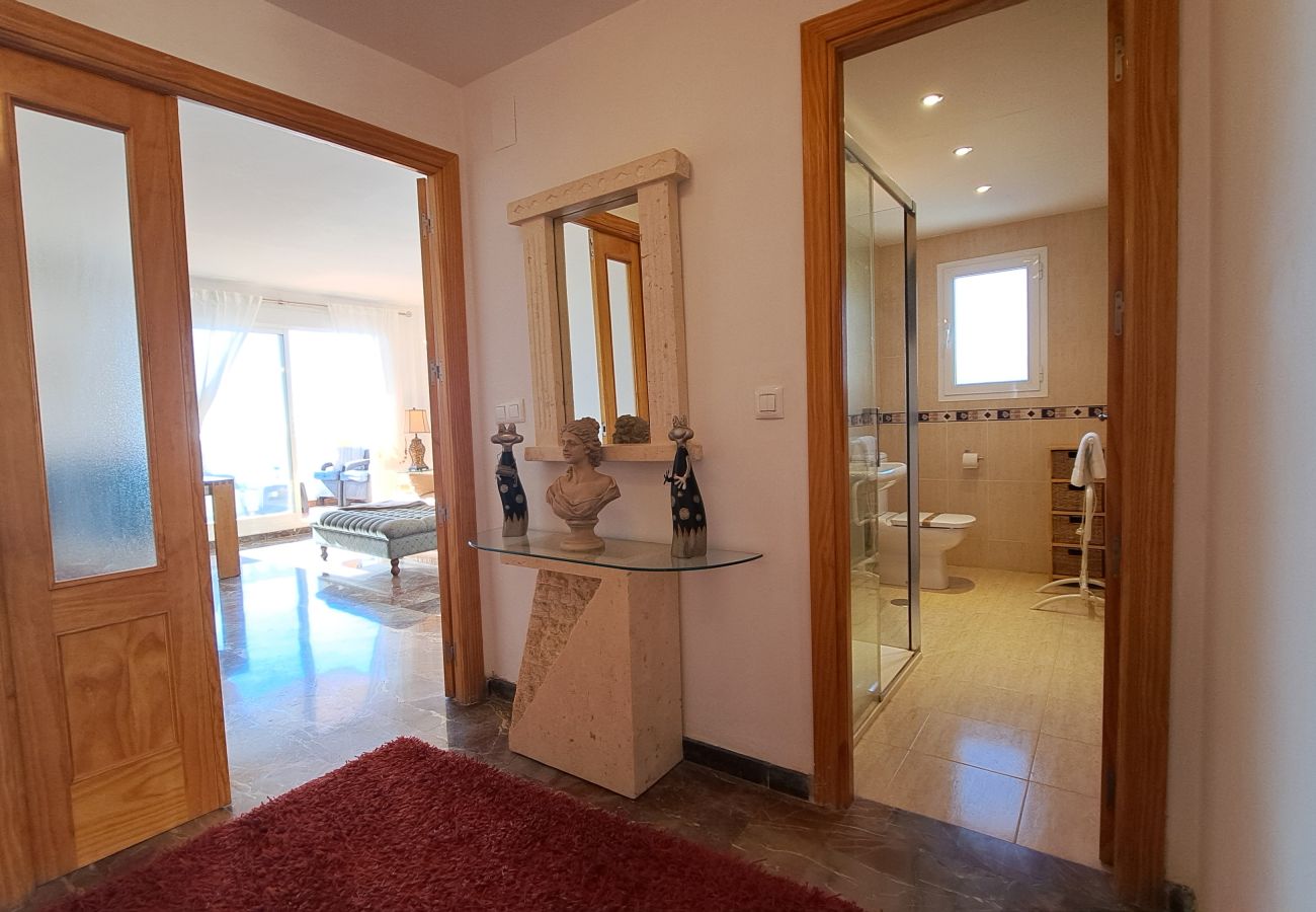 Apartment in Fuengirola - Ref: 261 Apartment in Carvajal with big terrace and lovely sea views