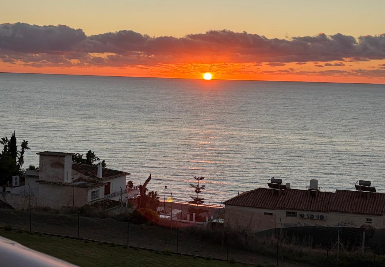 Apartment in Fuengirola - Ref: 261 Apartment in Carvajal with big terrace and lovely sea views