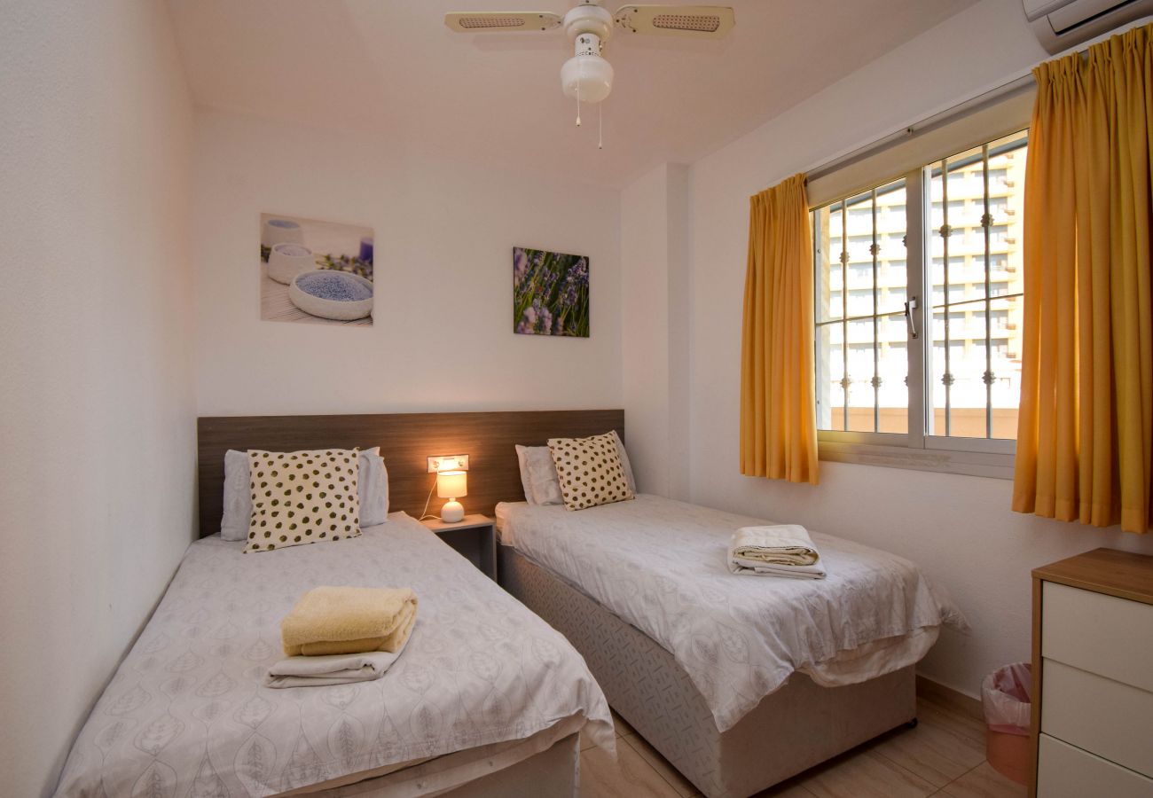 Apartment in Fuengirola - Ref: 202  Two bedroom beachfront apartment in Torreblanca 