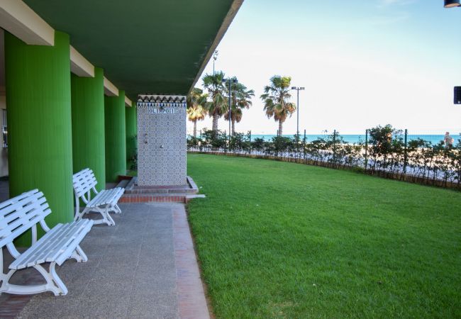 Apartment in Fuengirola - Ref: 237 Beachfront apartment in Carvajal with amazing sea views Apartment in Fuengirola - Ref: 237 Beachfront apartment in Carvajal with amazing sea views