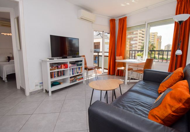 Apartment in Fuengirola - Ref: 228 Beachfront 1 bed apartment with sea views in Los Boliches Apartment in Fuengirola - Ref: 228 Beachfront 1 bed apartment with sea views in Los Boliches