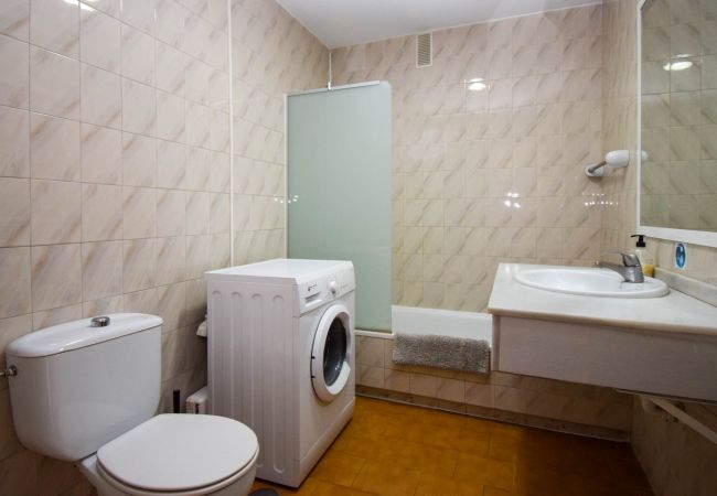 Apartment in Fuengirola - Ref: 248 Apartment in beachfront community with sea views and swimming pool Apartment in Fuengirola - Ref: 248 Apartment in beachfront community with sea views and swimming pool
