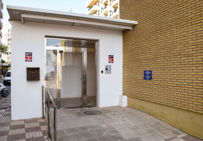 Apartment in Fuengirola - Ref: 248 Apartment in beachfront community with sea views and swimming pool Apartment in Fuengirola - Ref: 248 Apartment in beachfront community with sea views and swimming pool