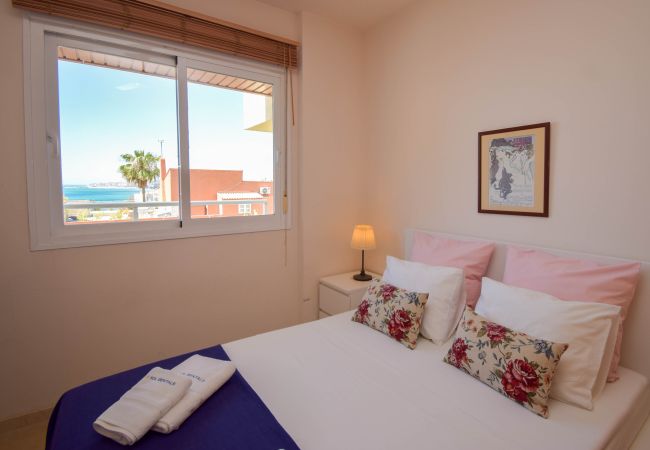 Apartment in Fuengirola - Ref: 295 Apartment with pool 2 min from beach Apartment in Fuengirola - Ref: 295 Apartment with pool 2 min from beach