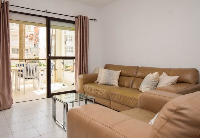 Apartment in Fuengirola - Ref: 282 Apartment in beachfront complex with garden and pool views Apartment in Fuengirola - Ref: 282 Apartment in beachfront complex with garden and pool views