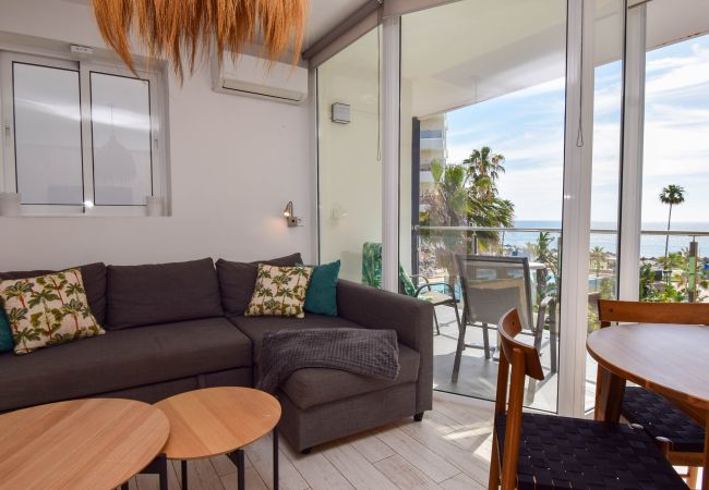 Apartment in Fuengirola - Ref: 255 Corner apartment with terrace and sea views in Los Boliches Apartment in Fuengirola - Ref: 255 Corner apartment with terrace and sea views in Los Boliches
