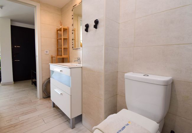 Apartment in Fuengirola - Ref: 255 Corner apartment with terrace and sea views in Los Boliches Apartment in Fuengirola - Ref: 255 Corner apartment with terrace and sea views in Los Boliches