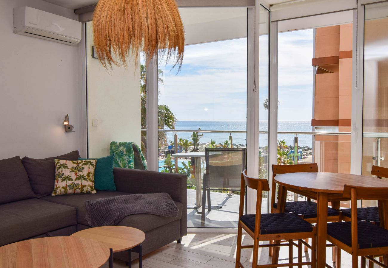 Apartment in Fuengirola - Ref: 255 Corner apartment with terrace and sea views in Los Boliches