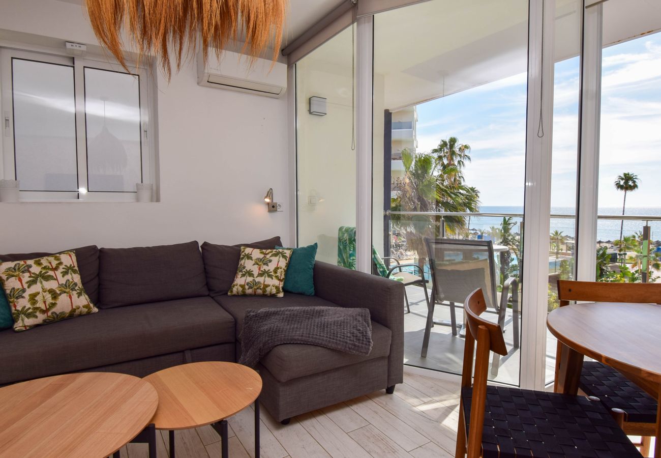Apartment in Fuengirola - Ref: 255 Corner apartment with terrace and sea views in Los Boliches