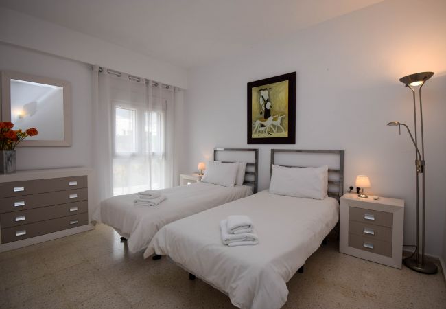 Apartment in Fuengirola - Ref: 266 Apartment on the sea front with amazing sea views in Torreblanca Apartment in Fuengirola - Ref: 266 Apartment on the sea front with amazing sea views in Torreblanca