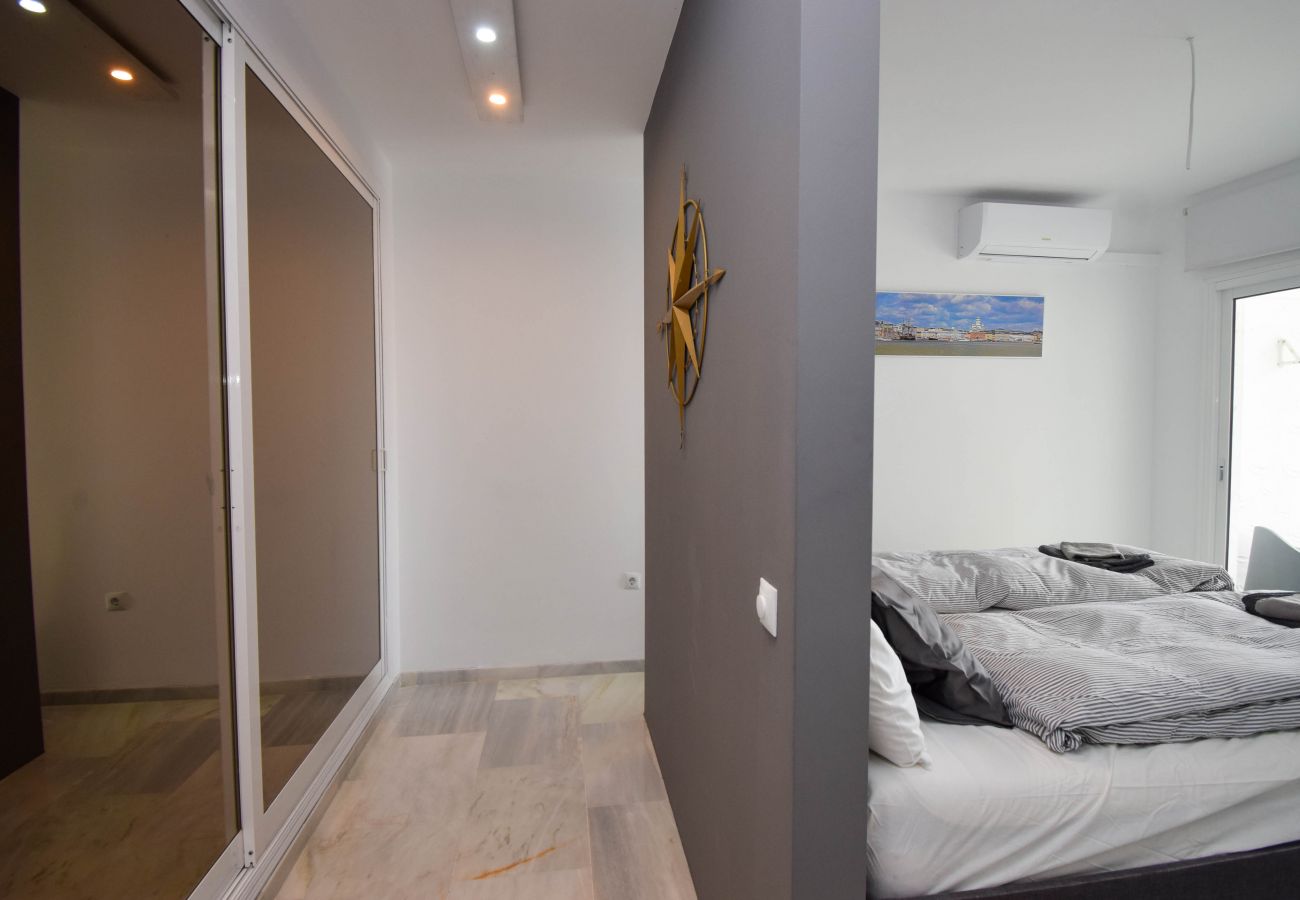 Apartment in Mijas Costa - Ref: 244 Fantastic apartment in Calahonda with big terraces, sea views and pool
