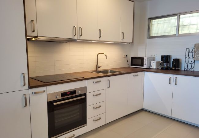 Apartment in Fuengirola - Ref: 236 Beachfront apartment with wonderful seaviews and pool in Carvajal Apartment in Fuengirola - Ref: 236 Beachfront apartment with wonderful seaviews and pool in Carvajal